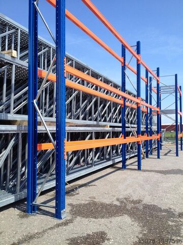 Reifenregal 50 cm tief 30 Lfm Reifenregal 1000 kg Auflast/Fach RAL 5010