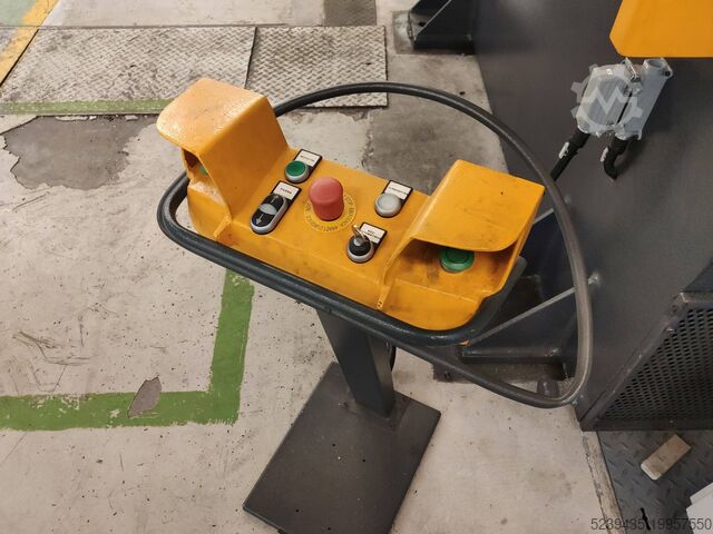 Hydraulic press Hürsan DCP 77/650