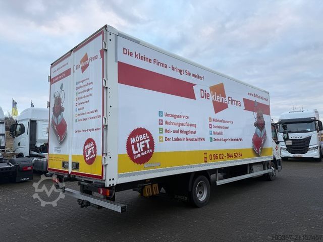 Transporter mit Koffer DAF LF 210 FA Möbelkoffer