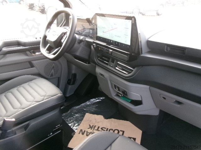 Kleinbus FORD Tourneo Custom 320L2 AT Titanium AHK ACC
