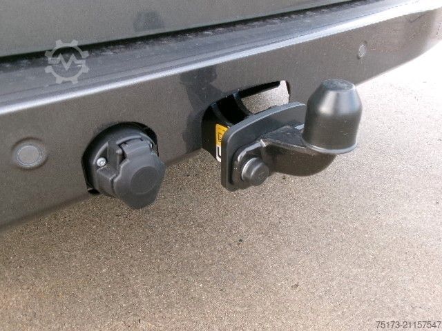 Kleinbus FORD Tourneo Custom 320L2 AT Titanium AHK ACC