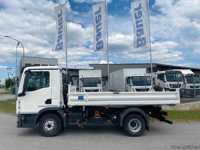 Tipper truck MAN TGL 12.250/Kipper/NL6,3To/Klima/Nur 57 tkm/Top