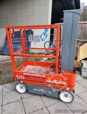 Vertikalmastbühne Skyjack SJ 12