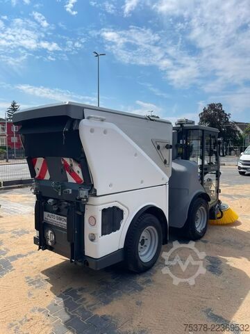 Road sweeper Hako Citymaster 1650 4x4 Kehrmasch.+Winterdie