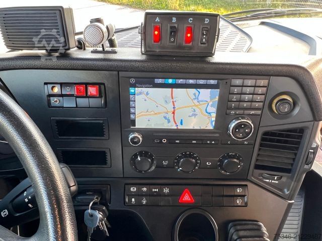 Work platform  Mercedes Benz /Ruthmann T 330/33 m/Top Zustand