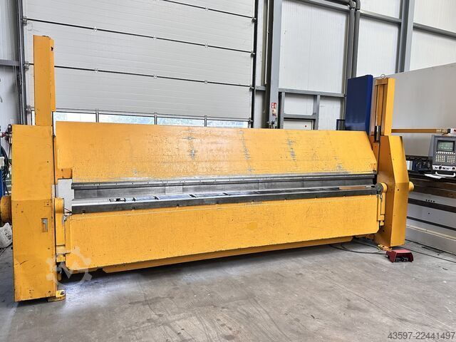 Schwenkbiegemaschine RAS 74.40. 4060x3mm