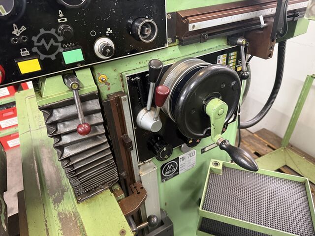 Werkzeugfräsmaschine MAHO MH 700