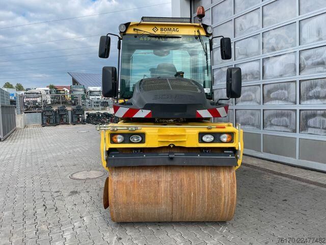 Combination roller Bomag BW 154 ACP-4i AM / nur 1.459h / Asphalt Manager