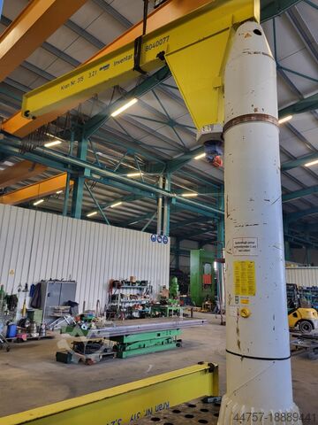 Saeulenschwenkkran BANK KRAN Saeulenschwenkkran