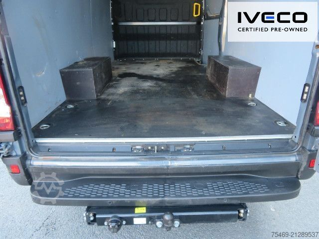 Kastenwagen hoch IVECO 35S18A8V 3.0