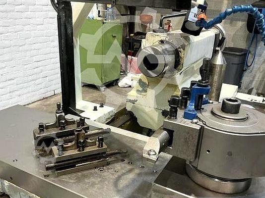Horizontal Lathe ZMM Sliven TUS-800, year 2013 ZMM Sliven TUS-800