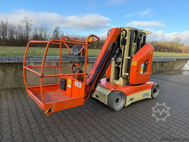 Senkrecht Hebebühne JLG Toucan 12E+