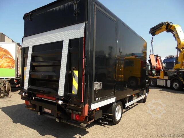 Koffer Volvo FL 8.180 + Manual + Dhollandia Lift