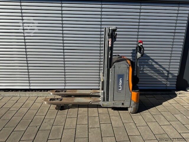 Pallet Stackers Still EXD18L Lithium