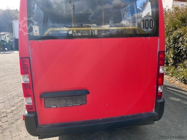 Minibus IVECO 50 C 17 Heckniederflur 13 + 10 - AC - Automatik