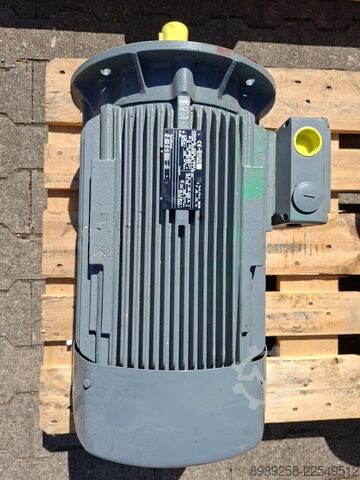 Three-phase motor 15 kW VEM IE3-W41R 160L 4 C TPM HW