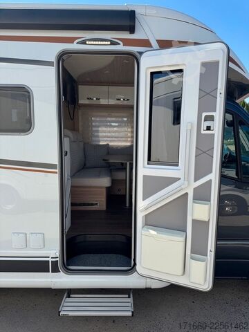 Teilintegriertes Wohnmobil BÜRSTNER Lyseo M Harmony Line 690 G *SAT-TV*Hubbett*