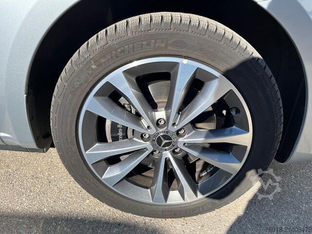 Minibus Mercedes-Benz V 300 d Marco Polo Airmatic AHK Distr EasyUp 360