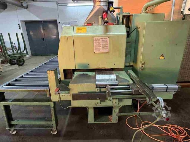 Multi-blade saw with adjustable blades WEINIG KR 230 E