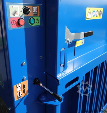 BTS-MF150 Waste Baler, Cardboard, Foil BTS-MF150 Ballenpresse Waste Baler