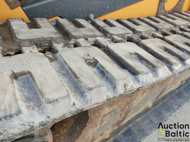 Crawler loader Case TR 320