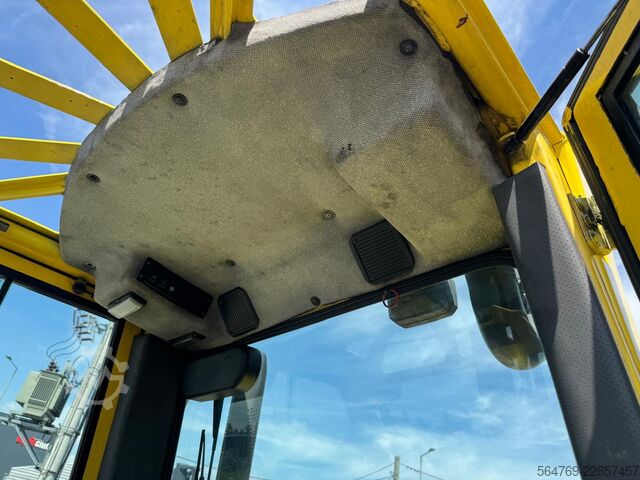 Forklift Hyster H 5.5 XM // Full cabin // Only 6135 hour