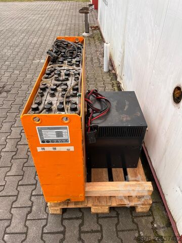 Reach truck STILL FM-12 I defekter Schubmaststapler