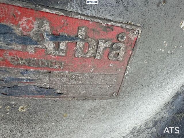 Crusher Svedala Arbrå 1336 spindle crusher with parts crusher.