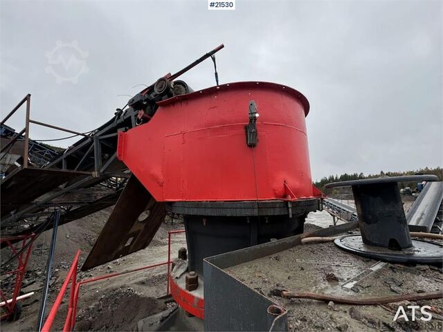 Crusher Svedala Arbrå 1336 spindle crusher with parts crusher.