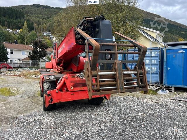 Telehandler Manitou MRT2540 w/ radio control, crew basket, 2 sets of p