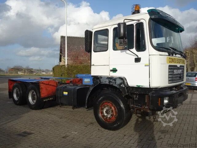 Chassis with cab MAN 33.464 F2000 F2000 6X4 STEELSPRINGS TREKKER CHA...
