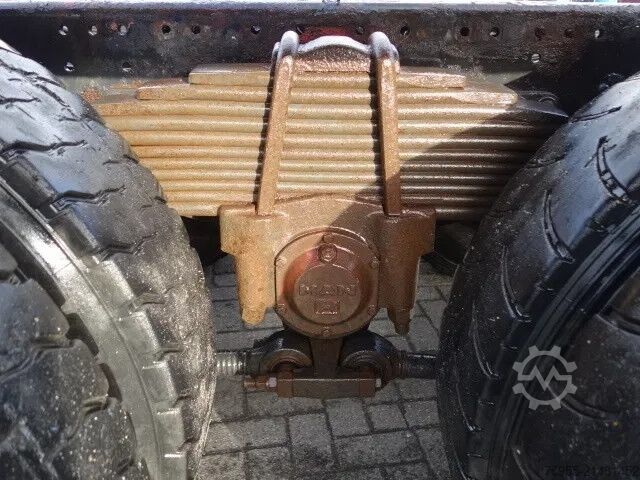 Chassis with cab MAN 33.464 F2000 F2000 6X4 STEELSPRINGS TREKKER CHA...