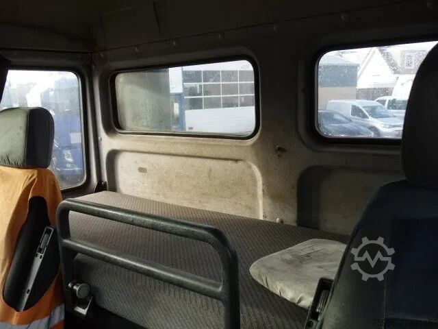 Chassis with cab MAN 33.464 F2000 F2000 6X4 STEELSPRINGS TREKKER CHA...