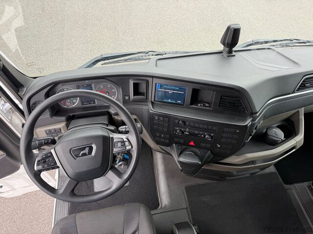 Standard tractor unit MAN TGX 18.510