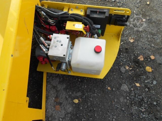 Work platform GENIE GS 1330, Leichtscherenarbeitsbühne Genie 5,9 m