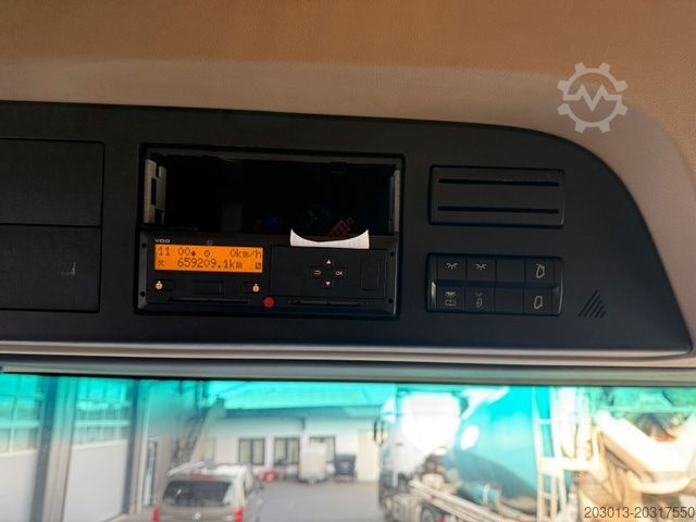 Standard tractor unit MERCEDES-BENZ Actros 1845 SZM 4x2 Retarder Kipph.