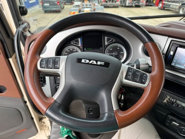 Standard tractor unit DAF XF480 FT 4x2 SZM Euro 6 ADR