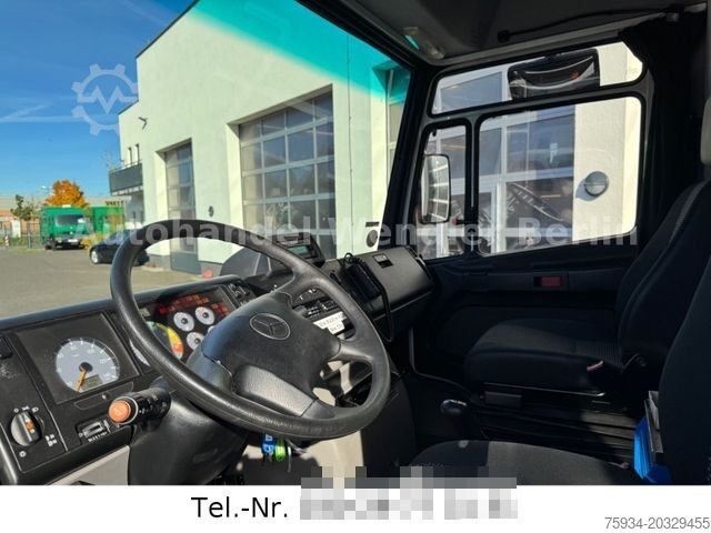 High top van MERCEDES-BENZ Vario 818D Diffsperre/Klima/Standh/Luftfed Euro4