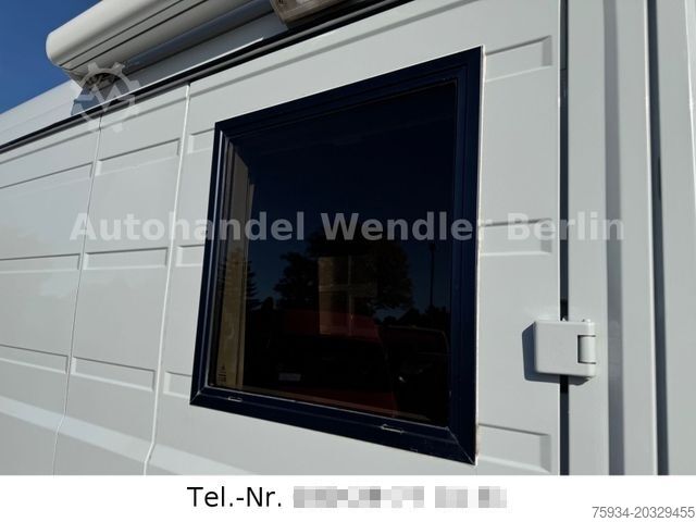 High top van MERCEDES-BENZ Vario 818D Diffsperre/Klima/Standh/Luftfed Euro4
