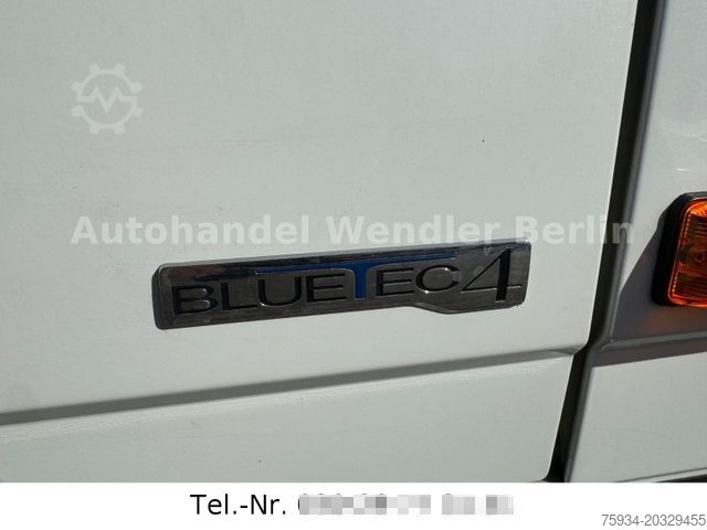 High top van MERCEDES-BENZ Vario 818D Diffsperre/Klima/Standh/Luftfed Euro4