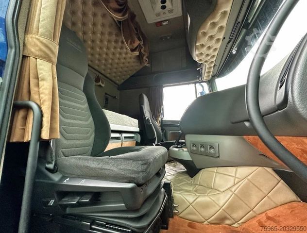 Standard tractor unit DAF XF 105.460 SSC MANUAL GEARBOX RETARDER - INTARDE