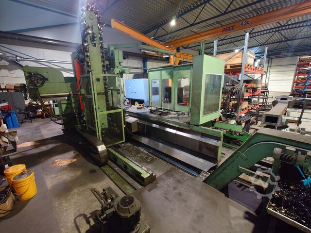 Fahrständerfräsmaschine Correa L30-43