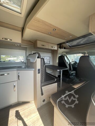 Semi-integrated camper Fiat Ducato Weinsberg Carasuite 650MF del l 2020 | Manuale | Posti letto: 5