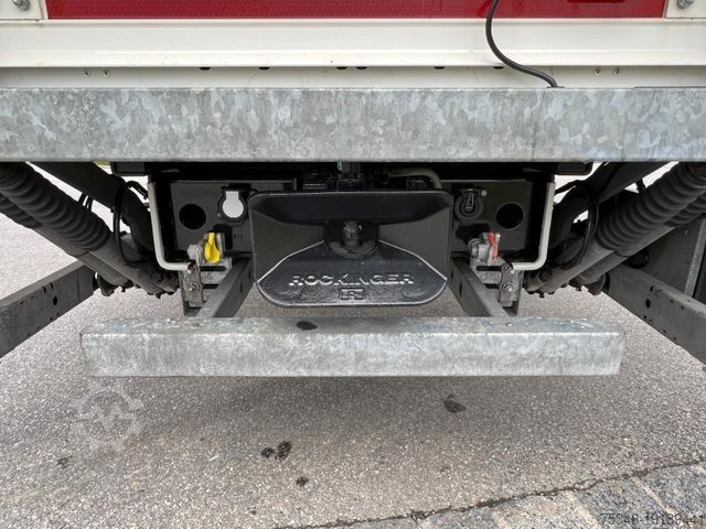 Flatbed truck MAN TGM 15.290 /BL/Pritsche 7,25m/LBW/AHK/Nur 26 tkm