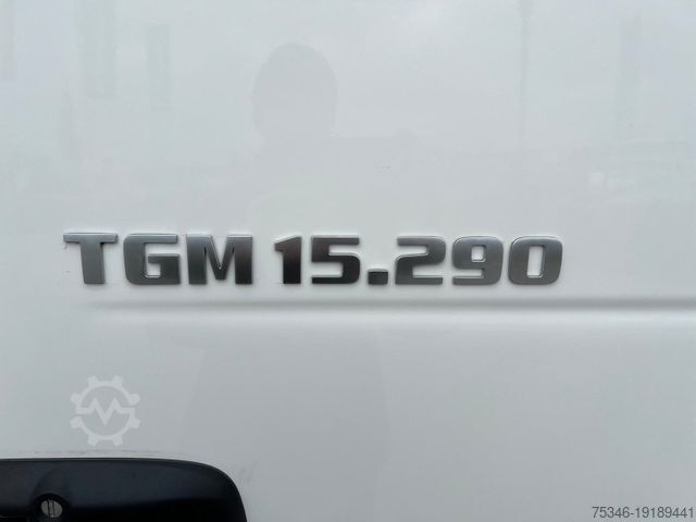 Flatbed truck MAN TGM 15.290 /BL/Pritsche 7,25m/LBW/AHK/Nur 26 tkm