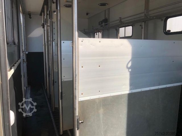 Viehtransporter LKW MERCEDES-BENZ Actros 2635   6 Pferde  Roelofsen,