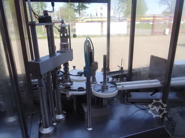 Screwcap capper with no cap detection IMA F-95