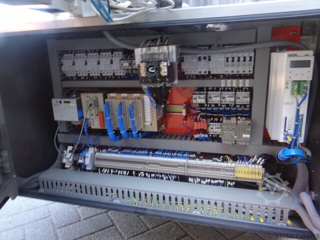 Screwcap capper with no cap detection IMA F-95