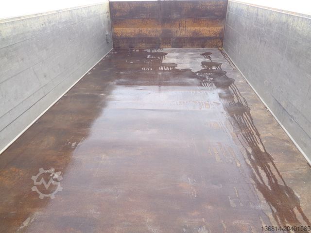 Semitrailer MÜLLER-MITTELTAL KA-TA 18 Tandemkipper BPW 5,2 Meter