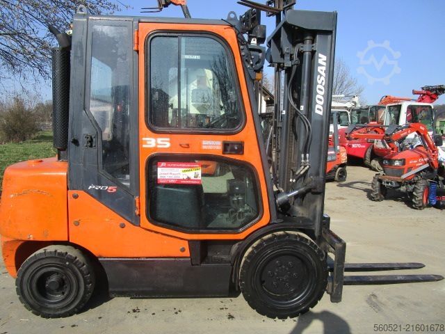 Diesel Forklift Doosan D35C-5 Triplex-FH 4,9m + Seitenschieber